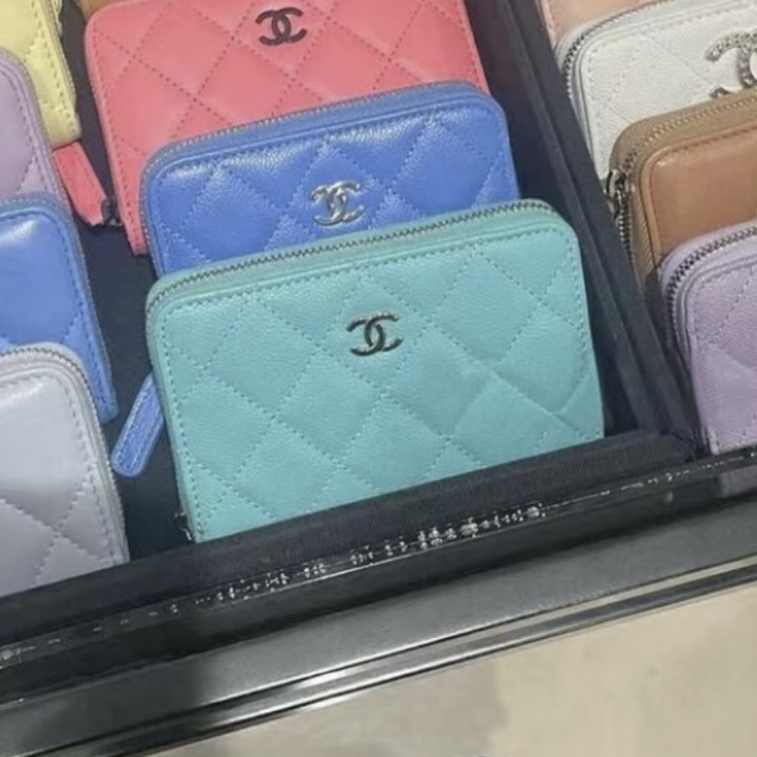 【コンパクトで実用的！】 CHANEL ジップ コインパース